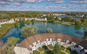 Charming Lake House Nature Retreat In Cotswold Water Park, South Cerney Near Cirencester